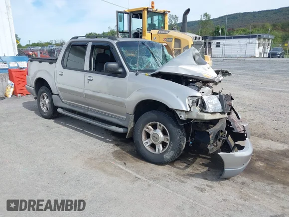 ✅ 2003 Ford Explorer Sport Trac XLS • VIN: 1FMZU77E63UC69814 • Лот: 43338334. Опубликован ранее на IAAI с пробегом 70 344 миль. Бесплатный доступ к архиву аукционных продаж из США и подробный отчёт об истории автомобиля на DreamBid. Изображение 1.