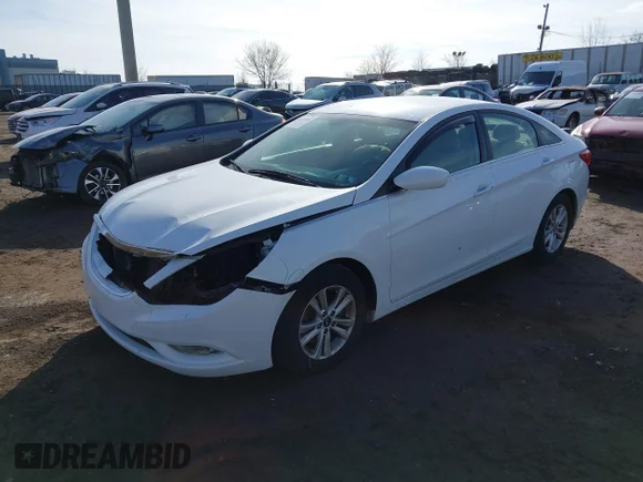 ✅ 2013 Hyundai Sonata GLS • VIN: 5NPEB4AC5DH762636 • Lot: 44105086. Wystawiony na IAAI z przebiegiem 98 642 mil. Bezpłatny archiwum sprzedaży aukcyjnych z USA i szczegółowy raport historii pojazdu na DreamBid. Zdjęcie 2.
