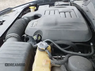 ✅ 2014 Chrysler 300 • VIN: 2C3CCAAG0EH272898 • Лот: 43612682. Опубликован ранее на IAAI с пробегом 361 025 миль. Бесплатный доступ к архиву аукционных продаж из США и подробный отчёт об истории автомобиля на DreamBid. Изображение 17.