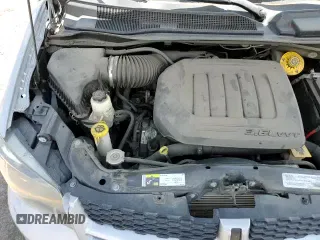 2019 Dodge Grand Caravan GT z VIN 2C4RDGEG5KR750688, wystawiony jako Copart lot #70525765 z przebiegiem 86 626 mil mil oraz Szkoda całkowita • Salvage title. Historia ofert i sprzedaży dostępna na DreamBid. Obrazek 16.