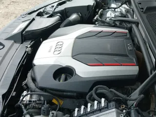 ✅ 2020 Audi SQ5 Premium Plus • VIN: WA1B4AFY7L2085499 • Lot: 42171769. Wystawiony na IAAI z przebiegiem 108 430 mil. Bezpłatny archiwum sprzedaży aukcyjnych z USA i szczegółowy raport historii pojazdu na DreamBid. Zdjęcie 19.