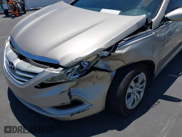 ✅ 2011 Hyundai Sonata GLS • VIN: 5NPEB4AC7BH278304 • Lot: 45132388. Wystawiony na IAAI z przebiegiem 139 296 mil. Bezpłatny archiwum sprzedaży aukcyjnych z USA i szczegółowy raport historii pojazdu na DreamBid. Zdjęcie 6.