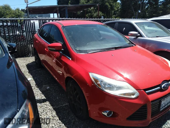 ✅ 2012 Ford Focus SEL • VIN: 1FAHP3H26CL394179 • Лот: 45061753. Опубликован ранее на IAAI с пробегом 155 462 миль. Бесплатный доступ к архиву аукционных продаж из США и подробный отчёт об истории автомобиля на DreamBid. Изображение 1.