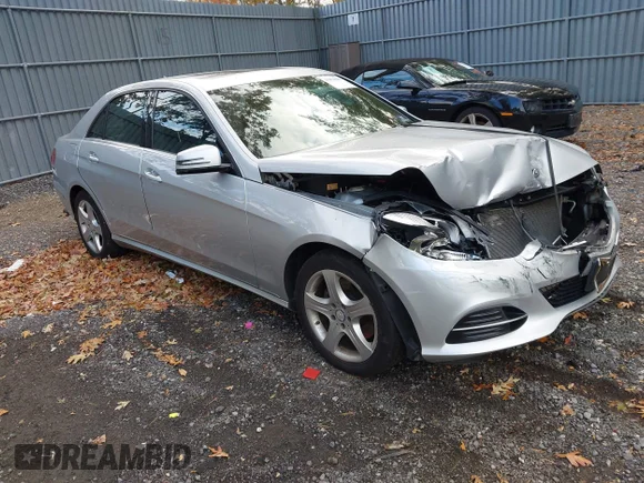 ✅ 2016 Mercedes-Benz E 350 Luxury • VIN: WDDHF8JB6GB174322 • Lot: 43476201. Listed on IAAI with 82,055 mi. Free auction sales archive from the USA and detailed vehicle history report at DreamBid. Image 1.