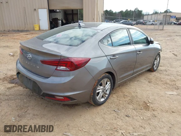 ✅ 2020 Hyundai Elantra Value Edition • VIN: 5NPD84LF8LH543279 • Lot: 43920392. Wystawiony na IAAI z przebiegiem 71 868 mil. Bezpłatny archiwum sprzedaży aukcyjnych z USA i szczegółowy raport historii pojazdu na DreamBid. Zdjęcie 4.