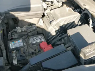 ✅ 2019 Nissan Pathfinder SL • VIN: 5N1DR2MM5KC634658 • Lot: 43236687. Wystawiony na IAAI z przebiegiem 123 202 mil. Bezpłatny archiwum sprzedaży aukcyjnych z USA i szczegółowy raport historii pojazdu na DreamBid. Zdjęcie 19.