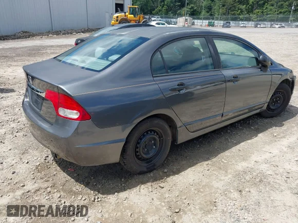 ✅ 2010 Honda Civic DX-VP • VIN: 2HGFA1F32AH531505 • Lot: 45415605. Wystawiony na IAAI z przebiegiem 153 513 mil. Bezpłatny archiwum sprzedaży aukcyjnych z USA i szczegółowy raport historii pojazdu na DreamBid. Zdjęcie 4.