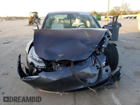 ✅ 2021 Tesla Model 3 Long Range • VIN: 5YJ3E1EB1MF847891 • Лот: 42693133. Опубліковано раніше на Copart з пробігом 29 124 миль. Безкоштовний доступ до архіву аукціонних продажів зі США та докладний звіт про історію автомобіля на DreamBid. Зображення 5.