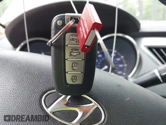 ✅ 2013 Hyundai Sonata • VIN: KMHEC4A49DA082781 • Lot: 45083445. Wystawiony na IAAI z przebiegiem 160 480 mil. Bezpłatny archiwum sprzedaży aukcyjnych z USA i szczegółowy raport historii pojazdu na DreamBid. Zdjęcie 11.
