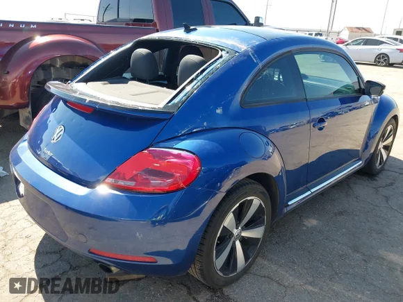 ✅ 2012 Volkswagen Beetle Turbo • VIN: 3VWV67AT2CM666278 • Lot: 42789425. Wystawiony na IAAI z przebiegiem 102 573 mil. Bezpłatny archiwum sprzedaży aukcyjnych z USA i szczegółowy raport historii pojazdu na DreamBid. Zdjęcie 4.