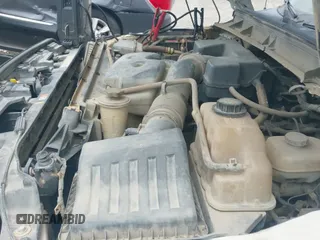 ✅ 2011 Ford F-250 XL • VIN: 1FT7W2B60BEC21419 • Lot: 42484786. Listed on IAAI with 59,117 mi. Free auction sales archive from the USA and detailed vehicle history report at DreamBid. Image 18.