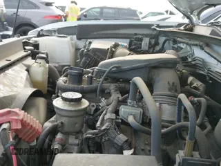 ✅ 2019 Toyota Tacoma SR • VIN: 5TFRX5GN1KX143860 • Lot: 42884619. Listed on IAAI with 132,555 mi. Free auction sales archive from the USA and detailed vehicle history report at DreamBid. Image 19.