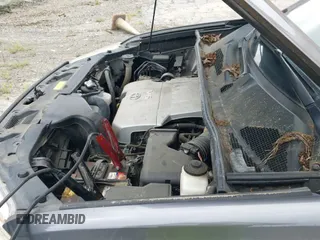 ✅ 2011 Toyota Highlander Limited • VIN: 5TDYK3EHXBS038770 • Lot: 42962585. Listed on IAAI with 180,134 mi. Free auction sales archive from the USA and detailed vehicle history report at DreamBid. Image 19.