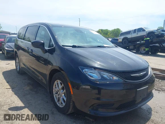 ✅ 2023 Chrysler Voyager LX • VIN: 2C4RC1CG5PR515721 • Lot: 45092922. Wystawiony na IAAI z przebiegiem 91 967 mil. Bezpłatny archiwum sprzedaży aukcyjnych z USA i szczegółowy raport historii pojazdu na DreamBid. Zdjęcie 1.