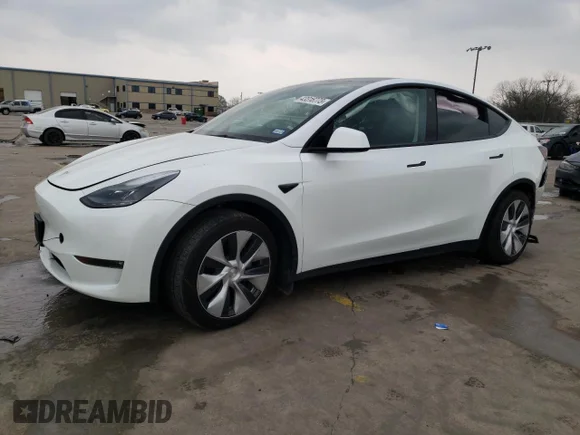 ✅ 2022 Tesla Model Y Long Range • VIN: 7SAYGAEE1NF521474 • Лот: 43316773. Опубліковано раніше на Copart з пробігом 30 020 миль. Безкоштовний доступ до архіву аукціонних продажів зі США та докладний звіт про історію автомобіля на DreamBid. Зображення 1.