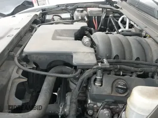 ✅ 2015 GMC Yukon XL SLT • VIN: 1GKS1HKC5FR524474 • Lot: 42280966. Listed on IAAI with 182,393 mi. Free auction sales archive from the USA and detailed vehicle history report at DreamBid. Image 19.