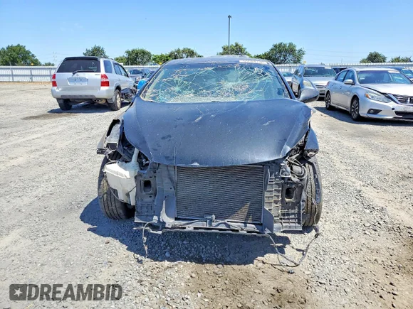 ✅ 2013 Hyundai Elantra GLS • VIN: KMHDH4AE2DU972317 • Lot: 55584776. Wystawiony na Copart z przebiegiem 192 208 mil. Bezpłatny archiwum sprzedaży aukcyjnych z USA i szczegółowy raport historii pojazdu na DreamBid. Zdjęcie 5.