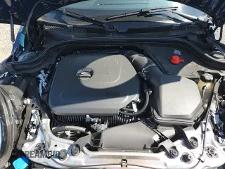 ✅ 2025 MINI Hardtop Cooper S • VIN: WMW23GD08S2W54560 • Lot: 63762015. Listed on Copart with 2,376 mi. Free auction sales archive from the USA and detailed vehicle history report at DreamBid. Image 14.