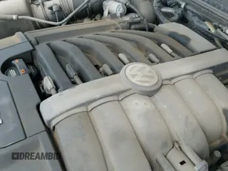 ✅ 2012 Volkswagen Touareg Lux • VIN: WVGEF9BP5CD010017 • Lot: 42374163. Listed on IAAI with 183,950 mi. Free auction sales archive from the USA and detailed vehicle history report at DreamBid. Image 21.