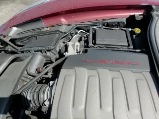 2018 Chevrolet Corvette 2LT с VIN 1G1YD2D76J5102295, выставлен на аукционе Copart как лот 65895715 с пробегом 61 140 миль миль и Списание • Salvage title. История ставок и продаж доступна на DreamBid. Изображение 15.