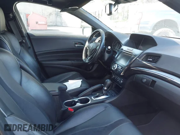 ✅ 2019 Acura ILX Premium • VIN: 19UDE2F81KA015035 • Lot: 44401324. Wystawiony na IAAI z przebiegiem 60 557 mil. Bezpłatny archiwum sprzedaży aukcyjnych z USA i szczegółowy raport historii pojazdu na DreamBid. Zdjęcie 5.