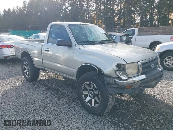 ✅ 2000 Toyota Tacoma PreRunner • VIN: 4TANM92N3YZ611683 • Lot: 43658187. Wystawiony na IAAI z przebiegiem 184 563 mil. Bezpłatny archiwum sprzedaży aukcyjnych z USA i szczegółowy raport historii pojazdu na DreamBid. Zdjęcie 1.