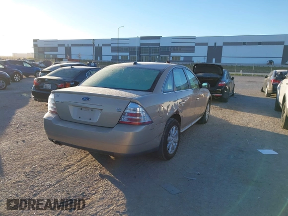✅ 2008 Ford Taurus SEL • VIN: 1FAHP27W08G106686 • Lot: 43665488. Wystawiony na IAAI z przebiegiem 149 655 mil. Bezpłatny archiwum sprzedaży aukcyjnych z USA i szczegółowy raport historii pojazdu na DreamBid. Zdjęcie 4.