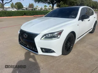 ✅ 2015 Lexus LS 460 • VIN: JTHCL5EF5F5023802 • Лот: 94274555. Опубликован ранее на Copart с пробегом 110 353 миль. Бесплатный доступ к архиву аукционных продаж из США и подробный отчёт об истории автомобиля на DreamBid. Изображение 11.