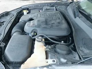 ✅ 2019 Chrysler 300 S • VIN: 2C3CCAGG5KH561486 • Lot: 43267078. Wystawiony na IAAI z przebiegiem 114 876 mil. Bezpłatny archiwum sprzedaży aukcyjnych z USA i szczegółowy raport historii pojazdu na DreamBid. Zdjęcie 25.