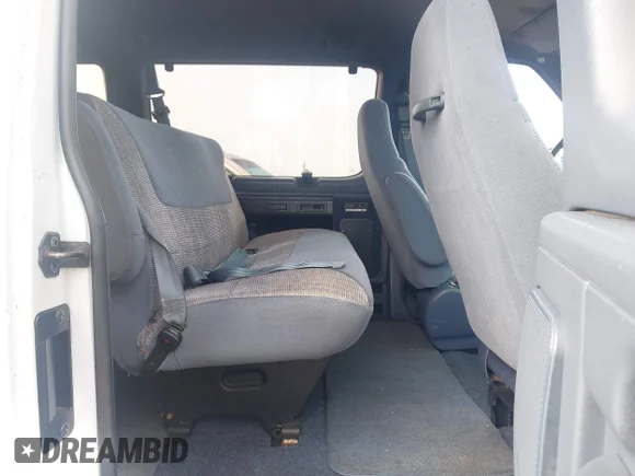 ✅ 1997 Ford Econoline Wagon XL • VIN: 1FBJS31LXVHA43427 • Лот: 44752396. Опубліковано раніше на IAAI з пробігом 152 504 миль. Безкоштовний доступ до архіву аукціонних продажів зі США та докладний звіт про історію автомобіля на DreamBid. Зображення 8.
