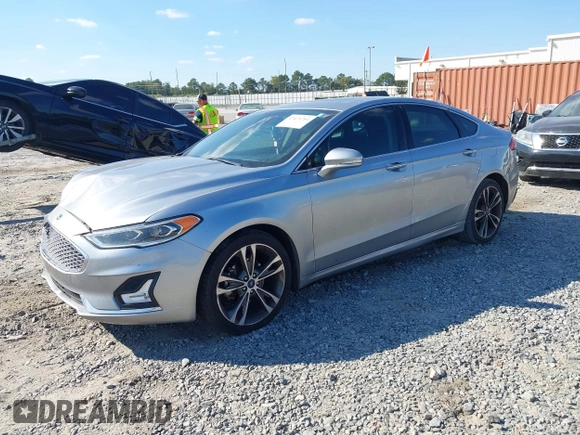 ✅ 2020 Ford Fusion Titanium • VIN: 3FA6P0D96LR133953 • Lot: 43471761. Wystawiony na IAAI z przebiegiem 133 470 mil. Bezpłatny archiwum sprzedaży aukcyjnych z USA i szczegółowy raport historii pojazdu na DreamBid. Zdjęcie 2.