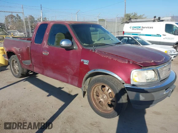 ✅ 1998 Ford F-150 XL • VIN: 1FTZX07W6WKB59308 • Lot: 43366017. Wystawiony na IAAI z przebiegiem 276 654 mil. Bezpłatny archiwum sprzedaży aukcyjnych z USA i szczegółowy raport historii pojazdu na DreamBid. Zdjęcie 1.