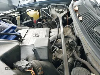 2002 Toyota Highlander z VIN JTEGF21A220033886, wystawiony jako IAAI lot #42924339 z przebiegiem 278 100 mil mil oraz . Historia ofert i sprzedaży dostępna na DreamBid. Obrazek 19.