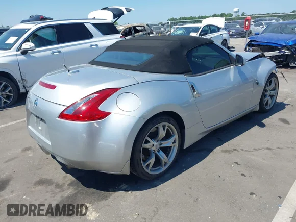 ✅ 2010 Nissan 370Z • VIN: JN1AZ4FHXAM301838 • Lot: 45170380. Wystawiony na IAAI z przebiegiem 98 363 mil. Bezpłatny archiwum sprzedaży aukcyjnych z USA i szczegółowy raport historii pojazdu na DreamBid. Zdjęcie 4.