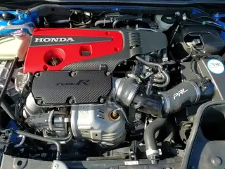 ✅ 2023 Honda Civic Type R • VIN: JHMFL5G40PX000099 • Лот: 62544395. Опубликован ранее на Copart с пробегом 13 942 миль. Бесплатный доступ к архиву аукционных продаж из США и подробный отчёт об истории автомобиля на DreamBid. Изображение 13.