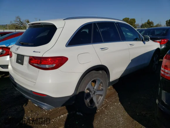 ✅ 2019 Mercedes-Benz GLC 300 • VIN: WDC0G4KB7KV173211 • Lot: 44695603. Listed on Copart with 45,701 mi. Free auction sales archive from the USA and detailed vehicle history report at DreamBid. Image 3.