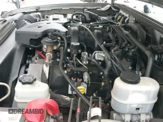 ✅ 2011 Ford Ranger XL • VIN: 1FTKR1EE0BPA46849 • Lot: 42756810. Wystawiony na IAAI z przebiegiem 175 556 mil. Bezpłatny archiwum sprzedaży aukcyjnych z USA i szczegółowy raport historii pojazdu na DreamBid. Zdjęcie 19.