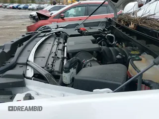 ✅ 2023 Cadillac Escalade 4WD Sport • VIN: 1GYS4EKL8PR373742 • Лот: 41109624. Опубликован ранее на IAAI с пробегом 15 776 миль. Бесплатный доступ к архиву аукционных продаж из США и подробный отчёт об истории автомобиля на DreamBid. Изображение 19.