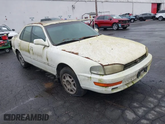 ✅ 1994 Toyota Camry XLE • VIN: 4T1GK13E5RU019702 • Lot: 42146357. Wystawiony na IAAI z przebiegiem Nie podano. Bezpłatny archiwum sprzedaży aukcyjnych z USA i szczegółowy raport historii pojazdu na DreamBid. Zdjęcie 1.