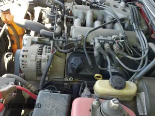 ✅ 2002 Ford Mustang Deluxe • VIN: 1FAFP44482F230479 • Лот: 42271225. Опубликован ранее на IAAI с пробегом 152 541 миль. Бесплатный доступ к архиву аукционных продаж из США и подробный отчёт об истории автомобиля на DreamBid. Изображение 19.