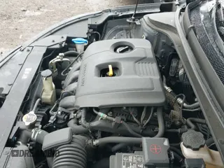 ✅ 2019 Hyundai Elantra Value Edition • VIN: 5NPD84LF8KH476018 • Lot: 43565434. Listed on IAAI with 69,845 mi. Free auction sales archive from the USA and detailed vehicle history report at DreamBid. Image 19.