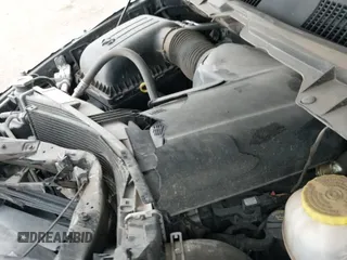 ✅ 2018 Ram 1500 Express • VIN: 1C6RR6FG6JS299169 • Lot: 42302736. Wystawiony na IAAI z przebiegiem 84 612 mil. Bezpłatny archiwum sprzedaży aukcyjnych z USA i szczegółowy raport historii pojazdu na DreamBid. Zdjęcie 20.