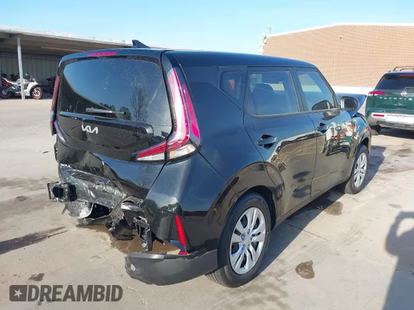 ✅ 2025 Kia Soul LX • VIN: KNDJ23AU2S7958584 • Lot: 44081560. Wystawiony na IAAI z przebiegiem 448 mil. Bezpłatny archiwum sprzedaży aukcyjnych z USA i szczegółowy raport historii pojazdu na DreamBid. Zdjęcie 4.