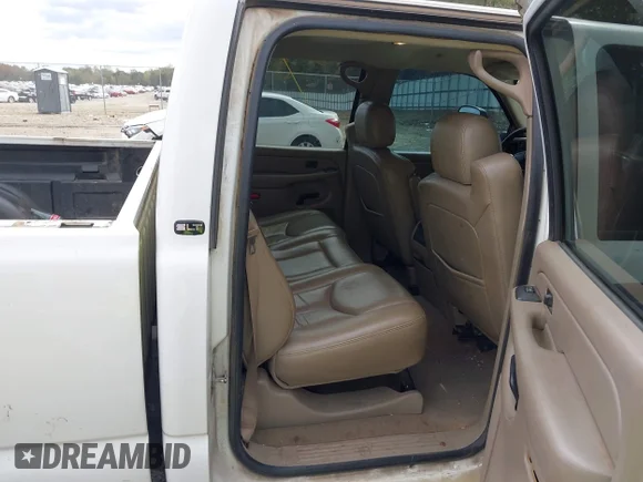 ✅ 2006 GMC Sierra 2500HD Work Truck • VIN: 1GTHK23D76F231037 • Лот: 43581718. Опубликован ранее на IAAI с пробегом 255 662 миль. Бесплатный доступ к архиву аукционных продаж из США и подробный отчёт об истории автомобиля на DreamBid. Изображение 8.