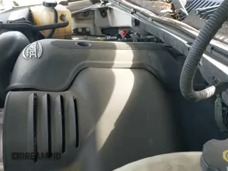 ✅ 2003 Cadillac Escalade • VIN: 1GYEK63N83R265043 • Lot: 43617960. Wystawiony na IAAI z przebiegiem 173 743 mil. Bezpłatny archiwum sprzedaży aukcyjnych z USA i szczegółowy raport historii pojazdu na DreamBid. Zdjęcie 19.