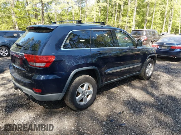 ✅ 2013 Jeep Grand Cherokee Laredo • VIN: 1C4RJFAG3DC568380 • Лот: 44911797. Опубликован ранее на IAAI с пробегом 180 714 миль. Бесплатный доступ к архиву аукционных продаж из США и подробный отчёт об истории автомобиля на DreamBid. Изображение 4.