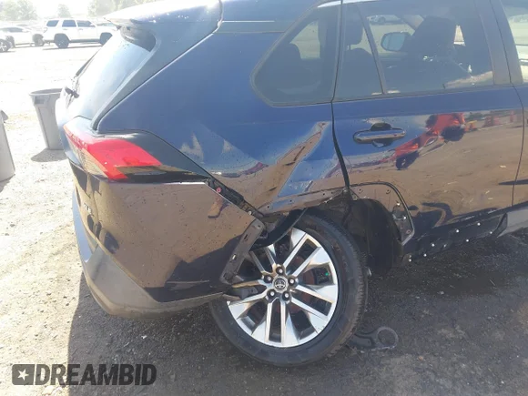✅ 2019 Toyota RAV4 XLE Premium • VIN: JTMC1RFV4KD511109 • Lot: 45283557. Wystawiony na IAAI z przebiegiem 143 823 mil. Bezpłatny archiwum sprzedaży aukcyjnych z USA i szczegółowy raport historii pojazdu na DreamBid. Zdjęcie 6.