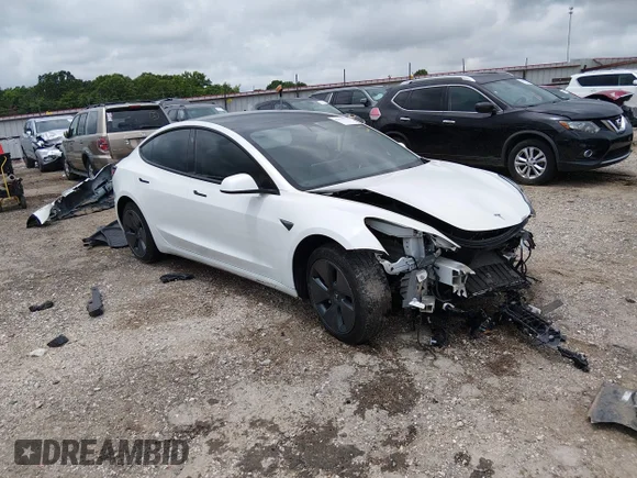 ✅ 2023 Tesla Model 3 • VIN: 5YJ3E1EA0PF641781 • Лот: 45179037. Опубліковано раніше на IAAI з пробігом 33 018 миль. Безкоштовний доступ до архіву аукціонних продажів зі США та докладний звіт про історію автомобіля на DreamBid. Зображення 1.