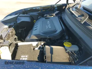 ✅ 2018 Jeep Cherokee Trailhawk • VIN: 1C4PJMBB0JD548009 • Lot: 43485462. Wystawiony na IAAI z przebiegiem 67 432 mil. Bezpłatny archiwum sprzedaży aukcyjnych z USA i szczegółowy raport historii pojazdu na DreamBid. Zdjęcie 19.