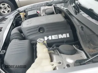 ✅ 2013 Chrysler 300 C • VIN: 2C3CCAET1DH647087 • Lot: 41480373. Listed on IAAI with 111,688 mi. Free auction sales archive from the USA and detailed vehicle history report at DreamBid. Image 20.